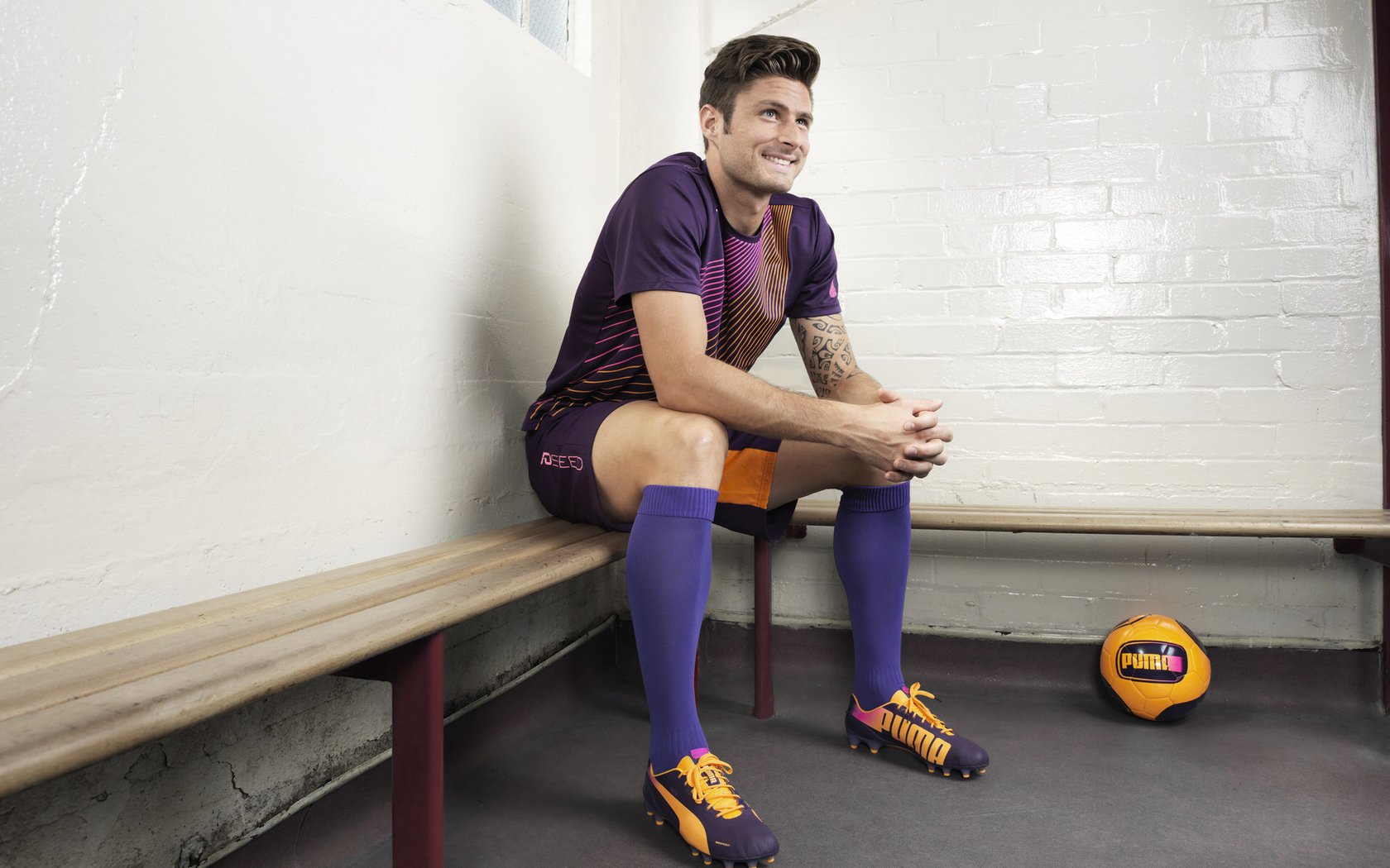 意甲大战火热，球员表现神勇，精彩镜头不断，意甲对阵时间表